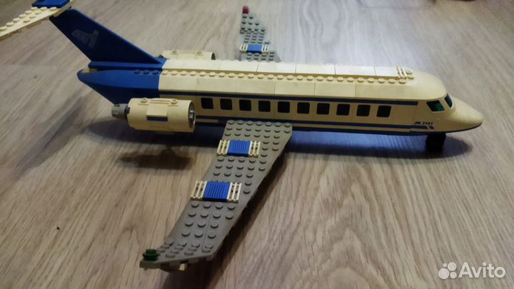 Лего 3181 пассажирский самолёт