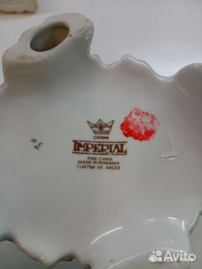 Подсвечник фарфоровый 