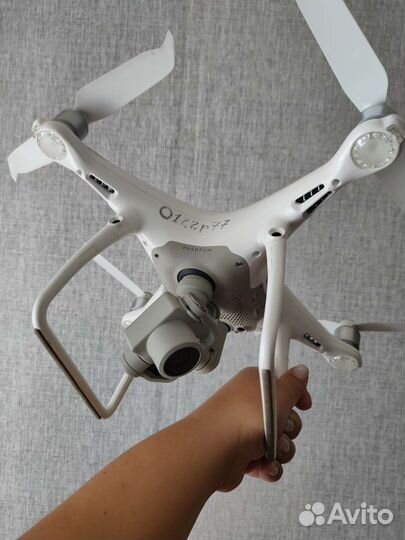 Квадрокоптер Dji Phantom 4 pro + V2.0