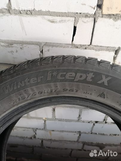 Hankook Winter I'Cept X RW10 215/60 R17 96T