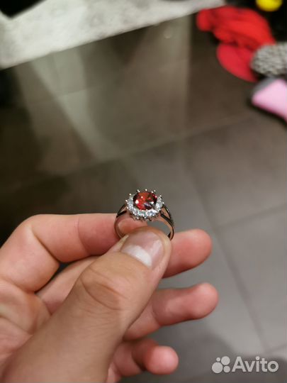 Серебряное кольцо