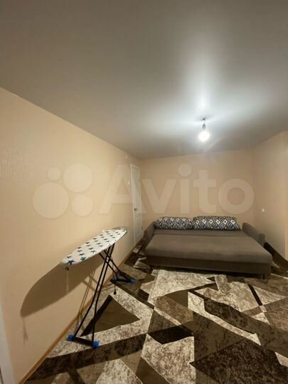 2-к. квартира, 43 м², 1/5 эт.