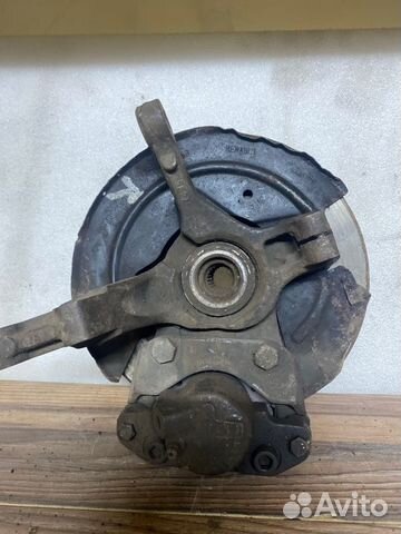 Кулак поворотный правый Renault Logan 1 K7M