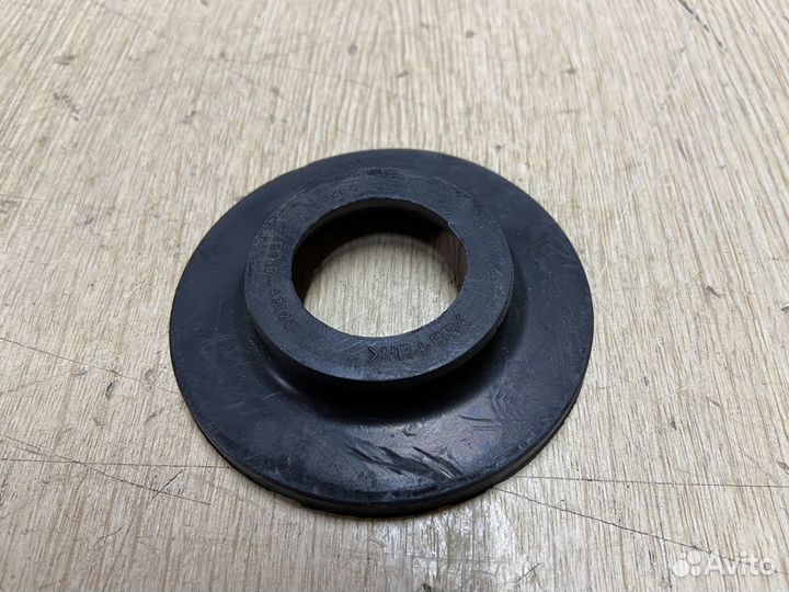 Проставка пружины Toyota Camry 75