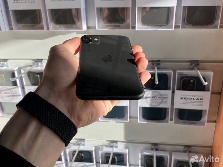 iPhone 11, 128 ГБ