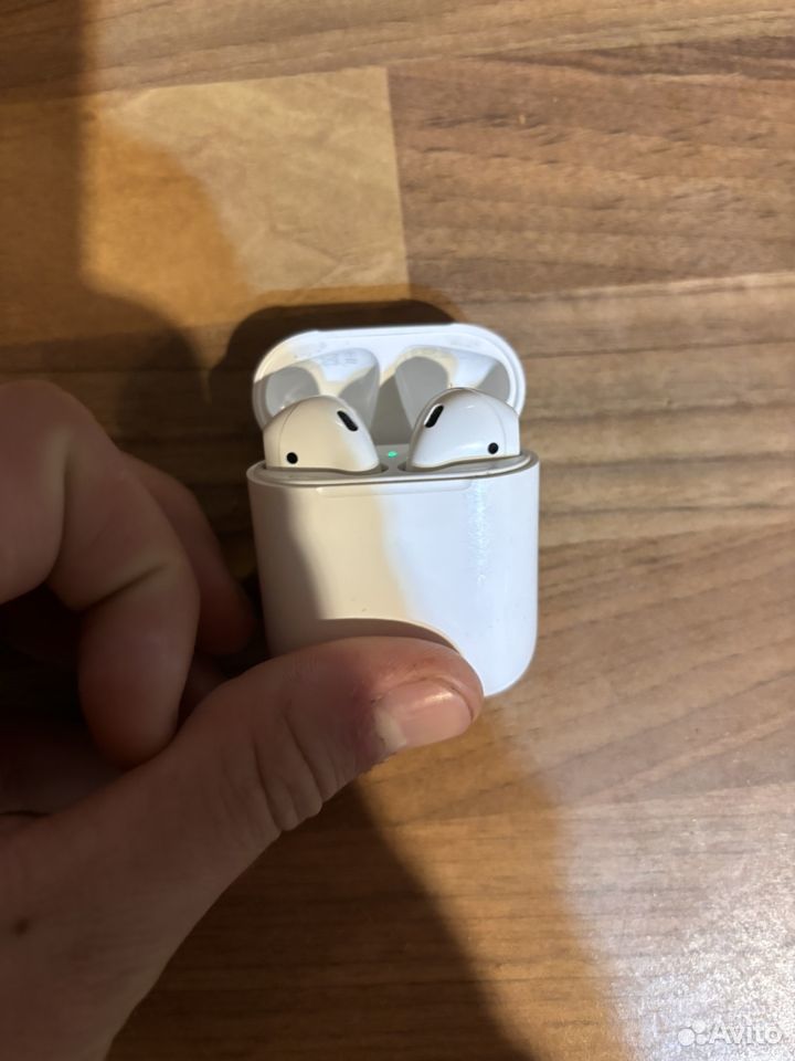 Наушники apple AirPods