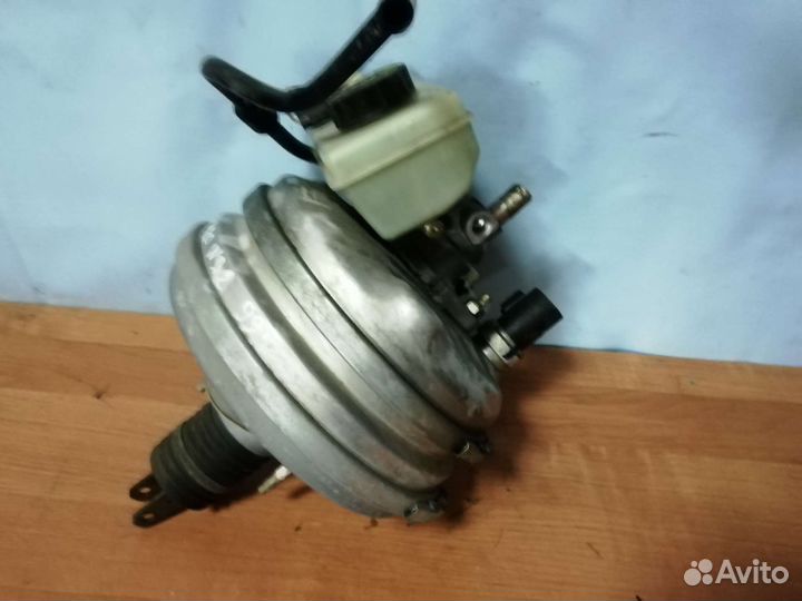 Вакум тормозной Mercedes W 220 S Class