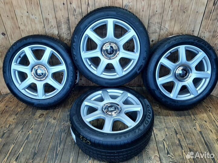 Комплект оригинальных колес Rolls-Royce Cullinan