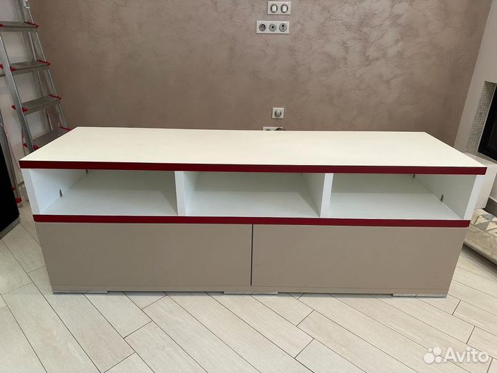 Тумба. Произвдитель Calligaris Италия