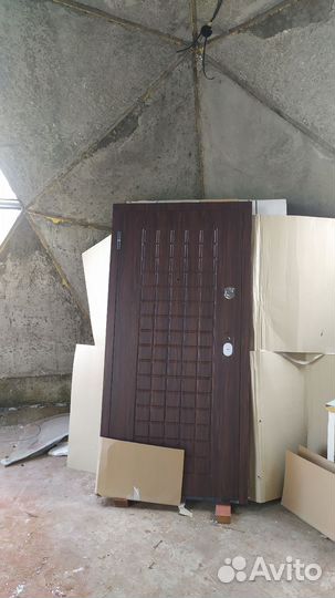 Дверь входная железная бу