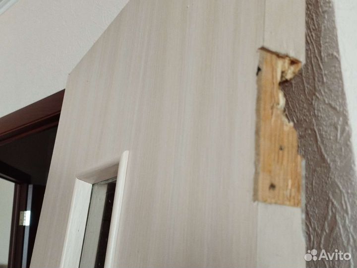 Дверь дерево бу