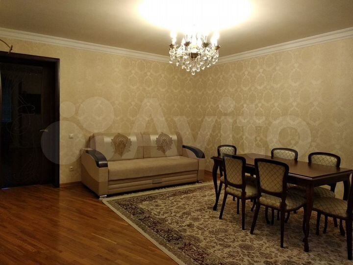 3-к. квартира, 74 м², 1/6 эт.