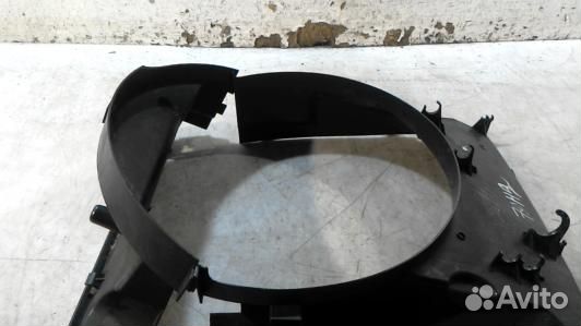 Диффузор вентилятора land rover discovery 3 (79H02