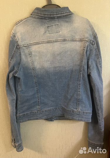 Джинсовая куртка