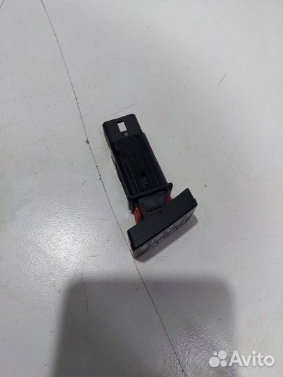 Кнопка аварийной сигнализации (Lifan Cebrium)