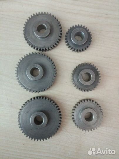 Шестерёнки для петельной швейной машины
