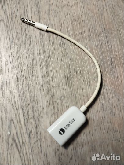 Переходник на 2 проводных наушников