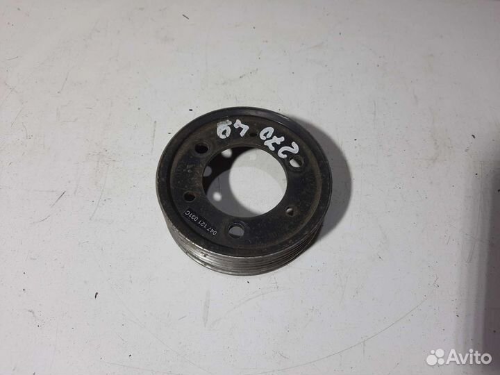 Шкив водяного насоса (помпы) Skoda Fabia