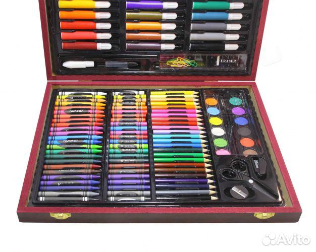 Художественный набор 151 предмет, чемодан
