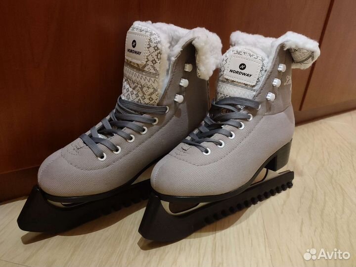 Коньки детские