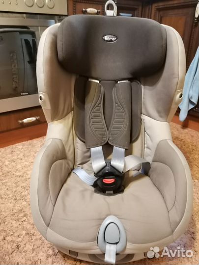 Автомобильное кресло Romer-Britax Trifix (9-18) Is