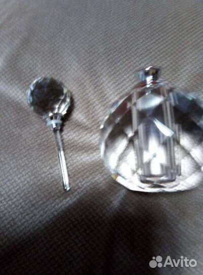 Хрустальный флакон для духов