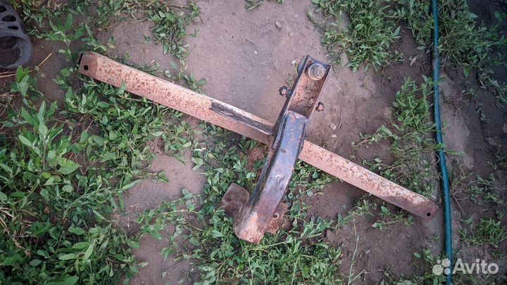 Фаркоп на ваз 2106