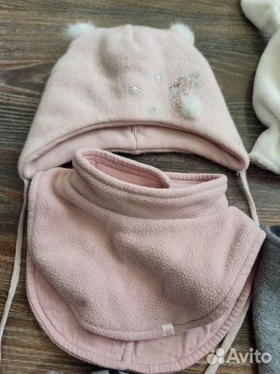 Шапки, носки, манишки, перчатки