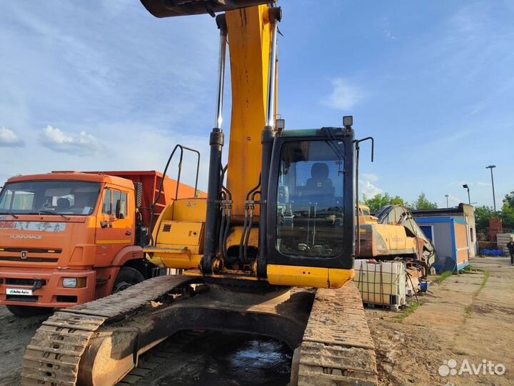 Гусеничный экскаватор JCB JS 330LC, 2012