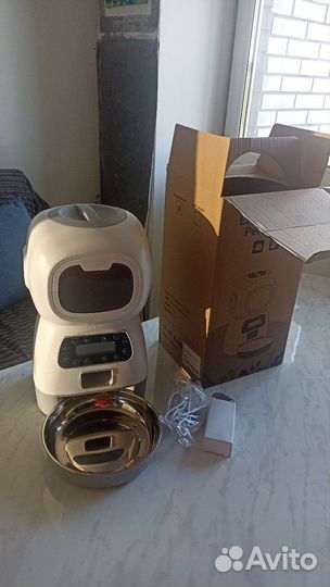 Автоматическая кормушка для собак