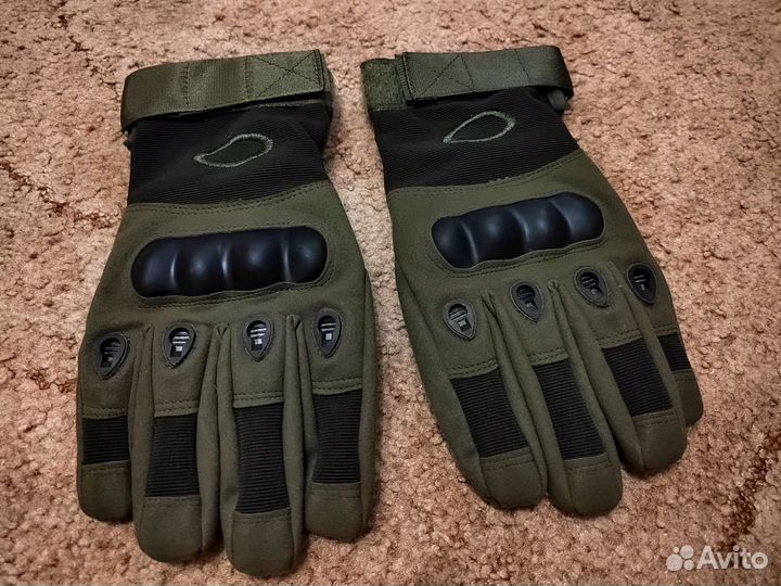 Перчатки тактические