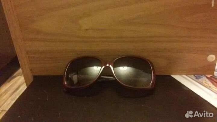 Солнечные очки новые