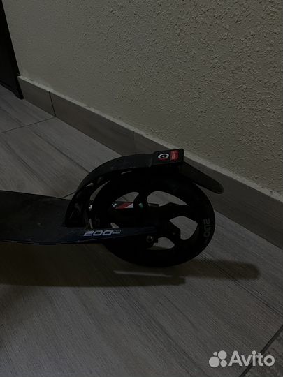 Самокат roces 200