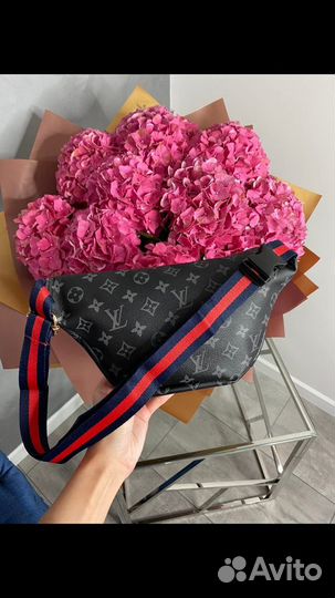 Сумка на пояс Louis Vuitton