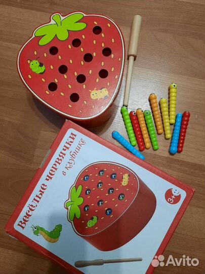 Развивающая игрушка Клибника с червяками