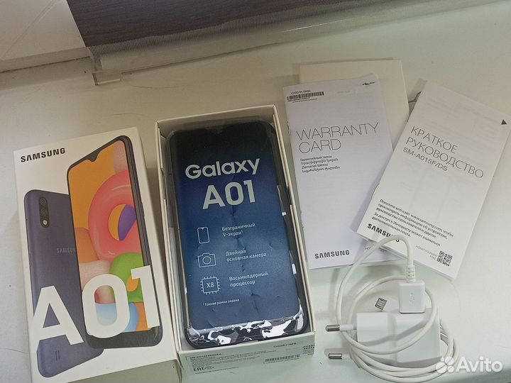 Самсунг А01