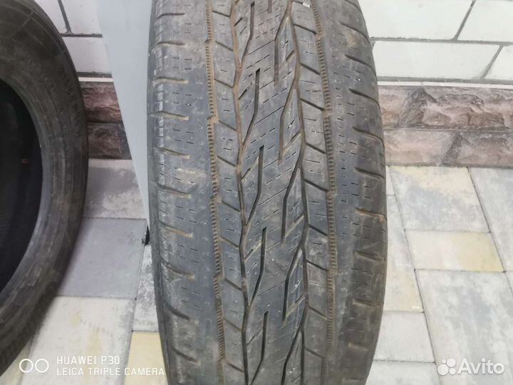 Continental ContiCrossContact LX2 215/65 R16