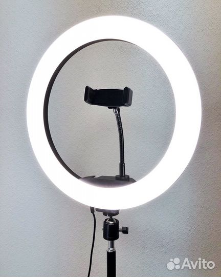 Кольцевая лампа 33 см