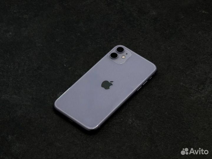 iPhone 11, 64 ГБ