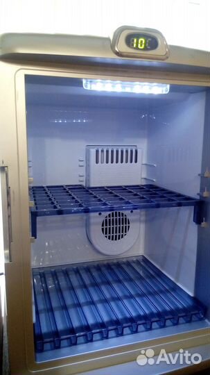 Холодильник барный Red Bull