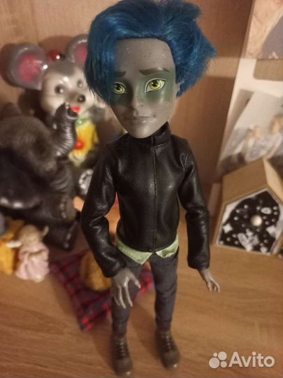 Кукла Монстер Хай Гэррот Дю Рок Любовь в городе