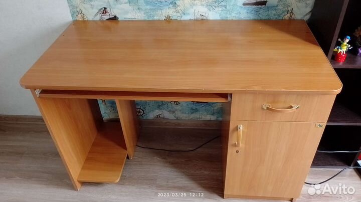 Компьютерный стол б/у