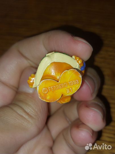 Киндеры 90 х пакетом львята