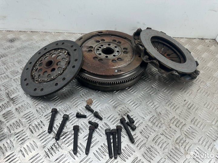 Маховик Mercedes-Benz Sprinter (W901-905) 1998 601