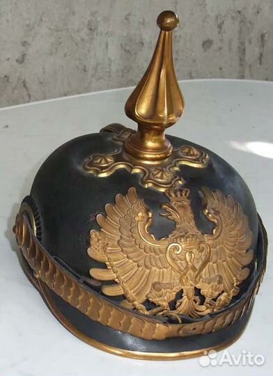 Накладка-герб времён кайзера Вильгельма II-го