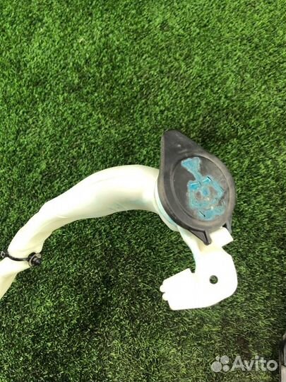 Горловина бачка стеклоомывателя Bmw 5 F10 N52B25