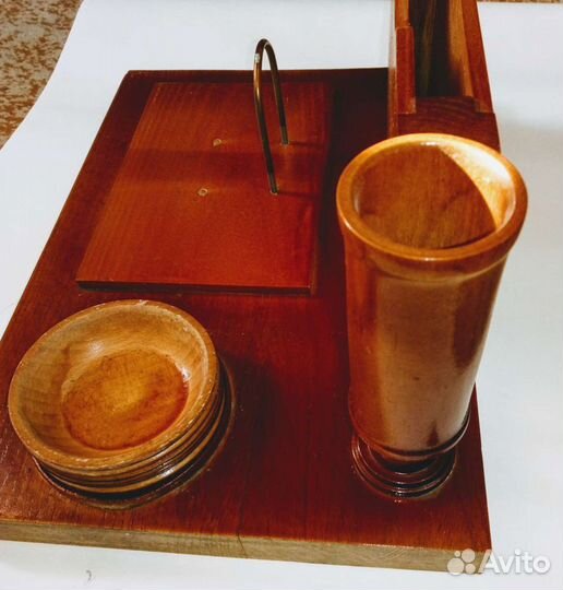 Настольная подставка для календаря