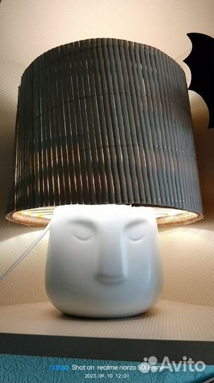 Светильник настольный с абажуром