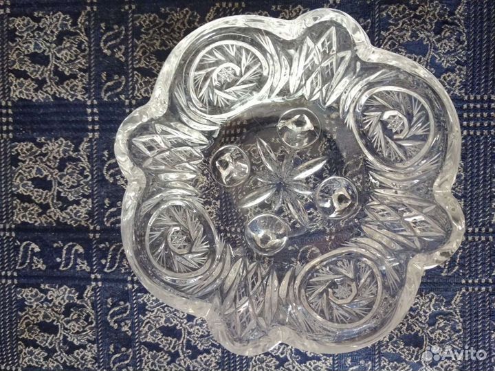 Конфетница на ножках Bohemia Crystal