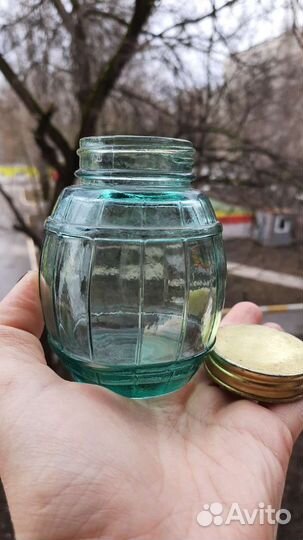 Винтажный бочёнок изумрудного стекла СССР